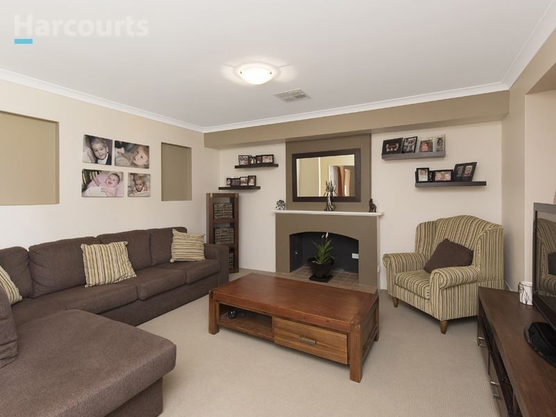 1 Wayford Circle, Hocking WA 6065