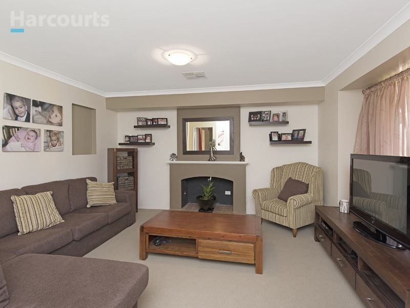 1 Wayford Circle, Hocking WA 6065