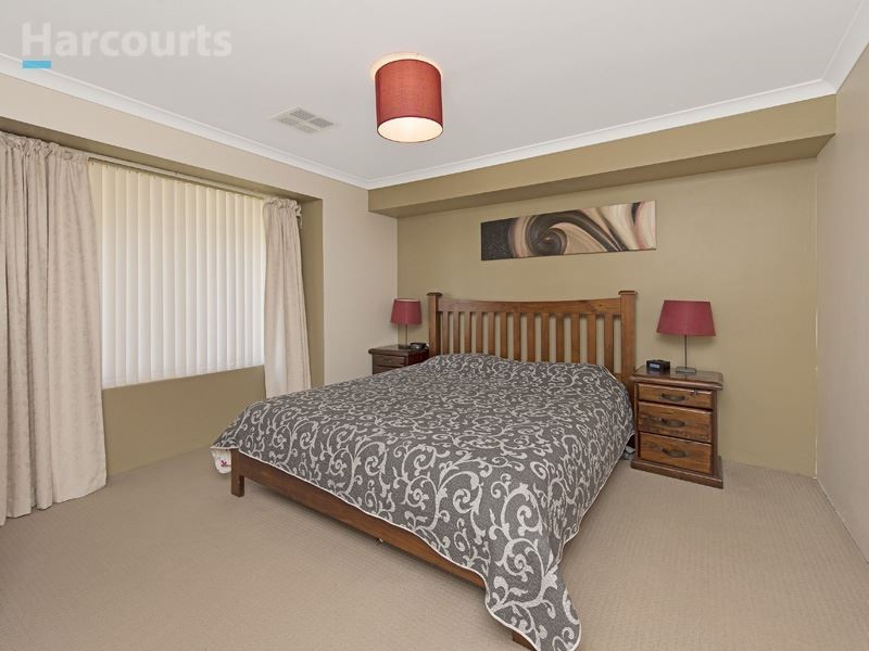 1 Wayford Circle, Hocking WA 6065