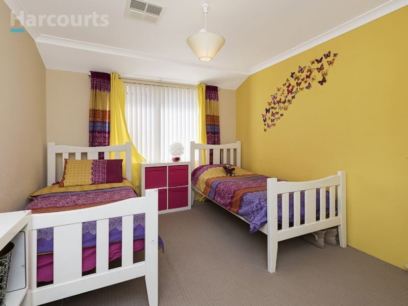 1 Wayford Circle, Hocking WA 6065