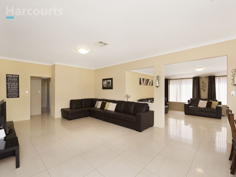 1 Wayford Circle, Hocking WA 6065