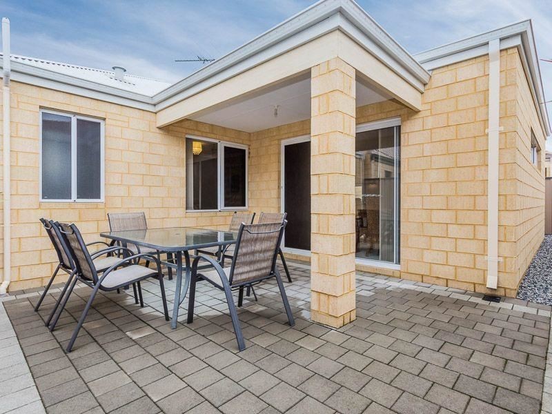 194 Nicholas Road, Hocking WA 6065