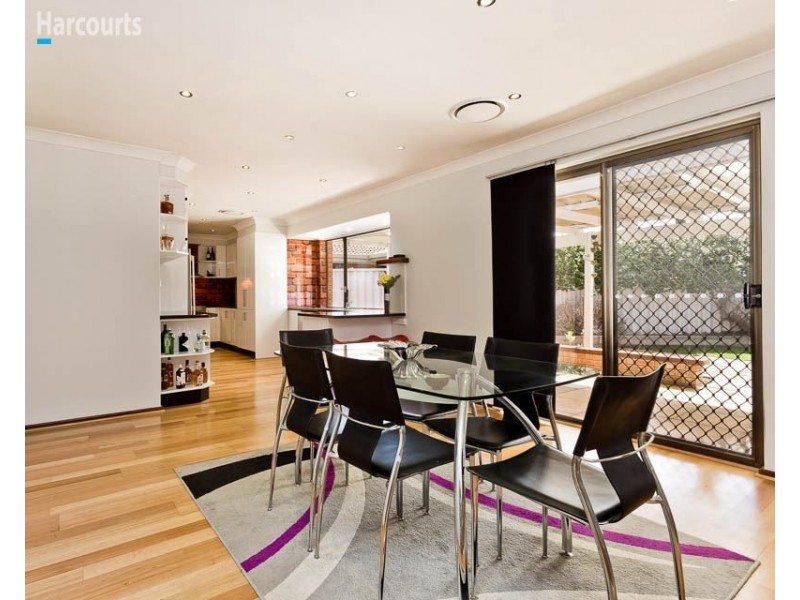 36 Westgate Way, Marangaroo WA 6064