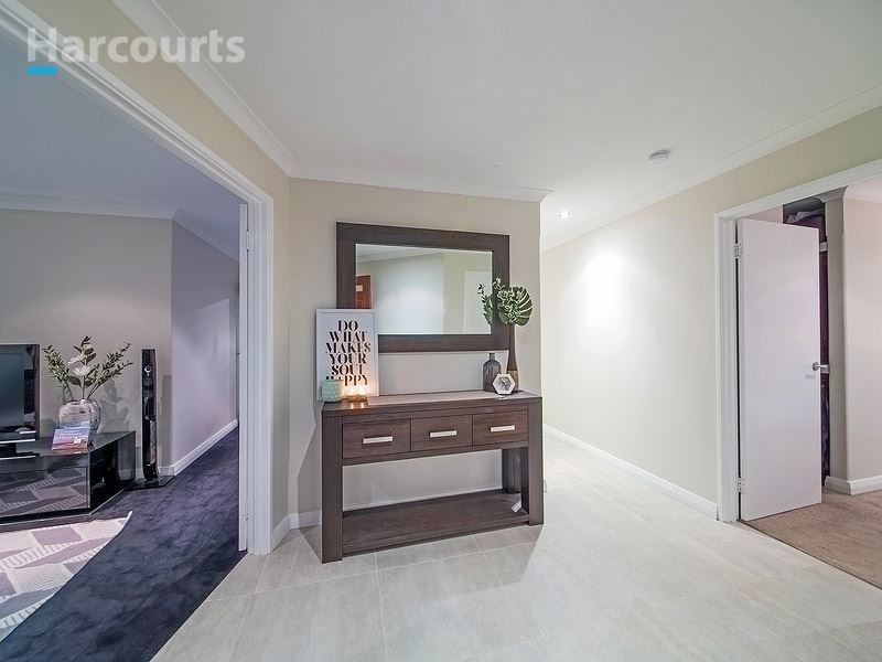 12 Mandal Close, Mindarie WA 6030