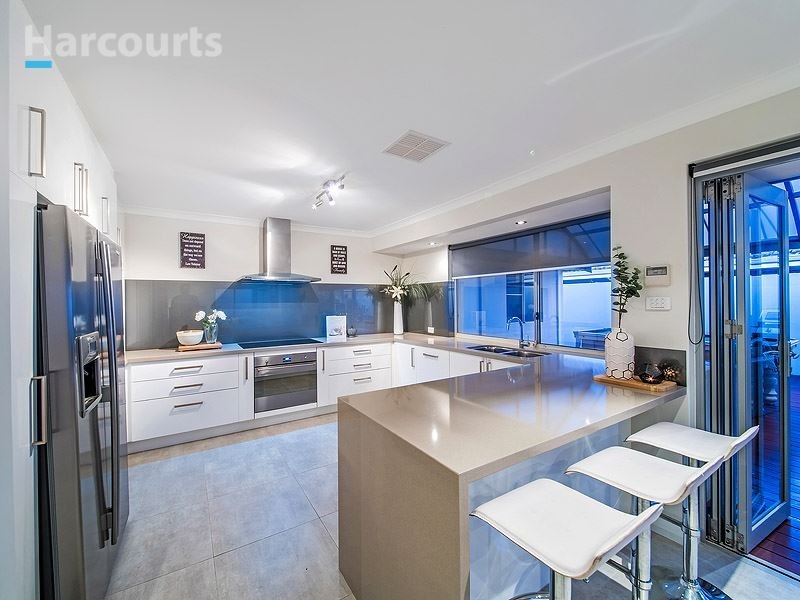 12 Mandal Close, Mindarie WA 6030