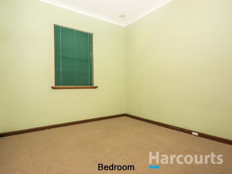 29 Robertsbridge Road, Nollamara WA 6061