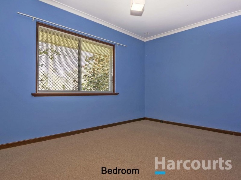 29 Robertsbridge Road, Nollamara WA 6061