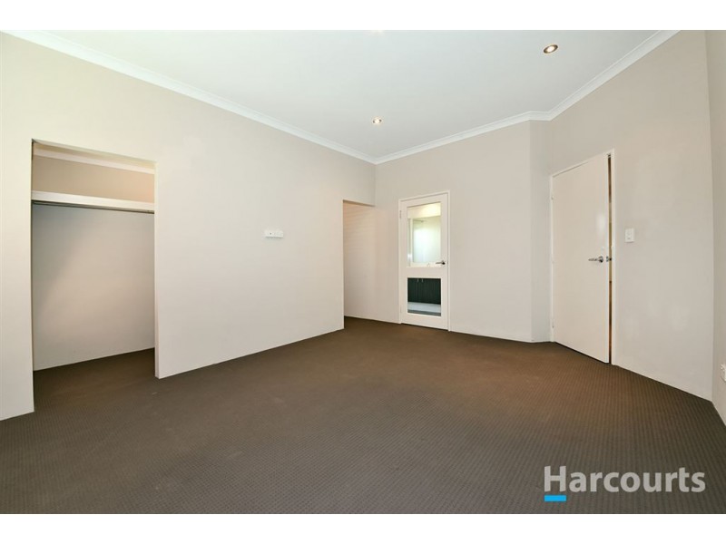 102 Landbeach Boulevard, Butler WA 6036