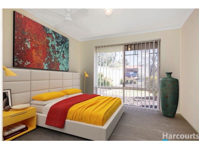 7 Renfrew Gardens, Kinross WA 6028