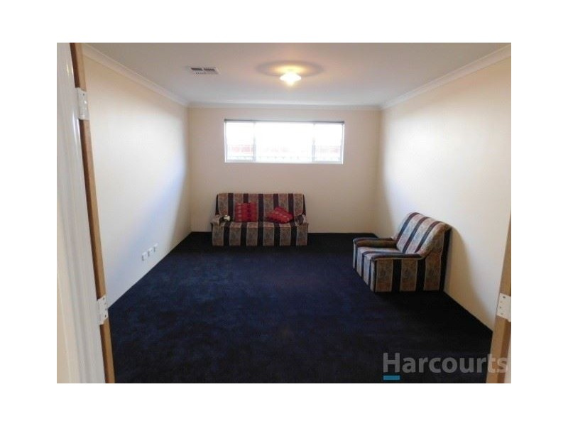 27 Lancewood Street, Banksia Grove WA 6031