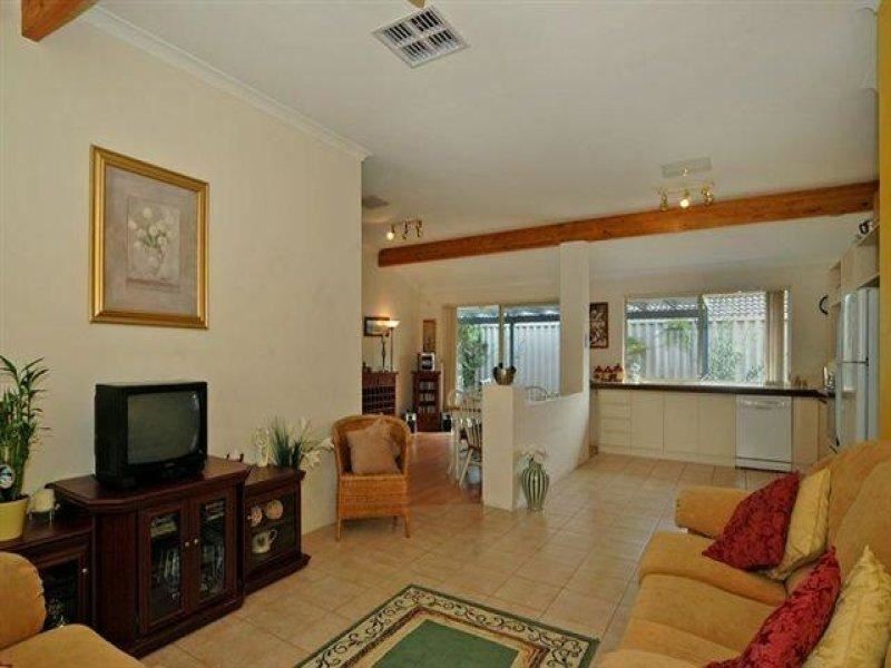 8 Ghan Place, Currambine WA 6028