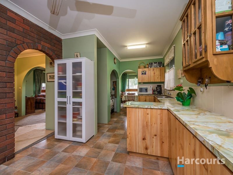 1299 Railway Parade, Bullsbrook WA 6084