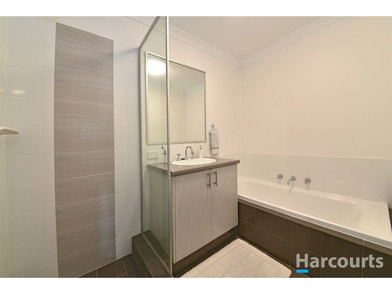 71 Cuddlepie Turn, Banksia Grove WA 6031