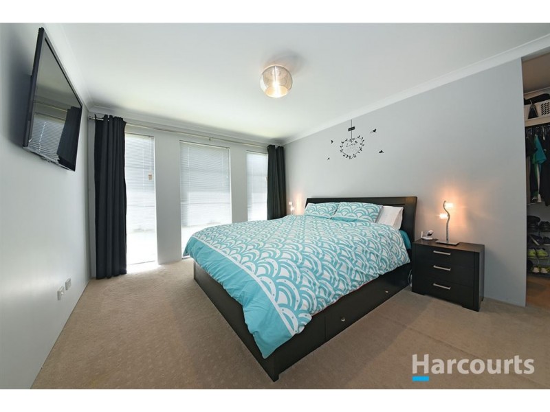 48 Liriope Parkway, Sinagra WA 6065