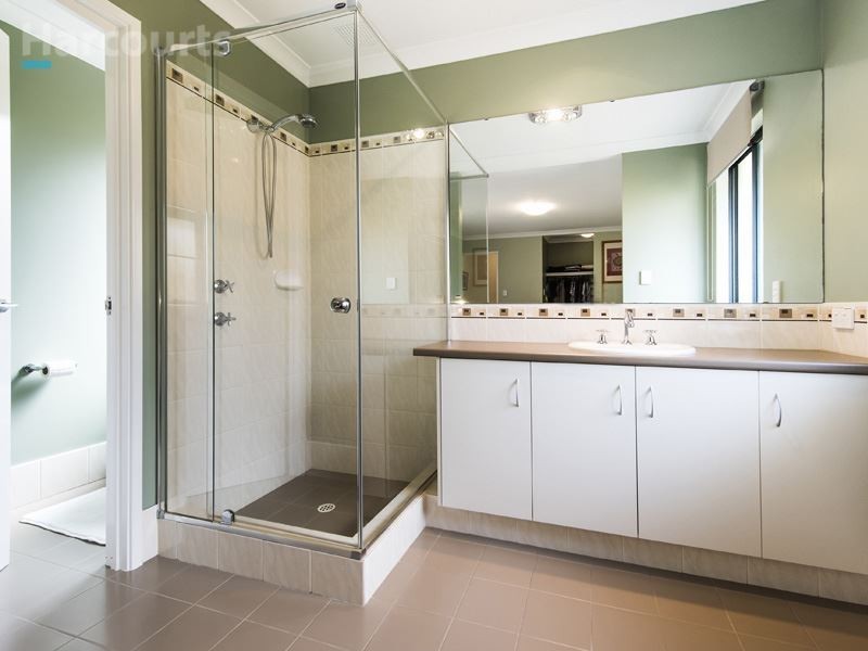 101A Shiraz Boulevard, Pearsall WA 6065