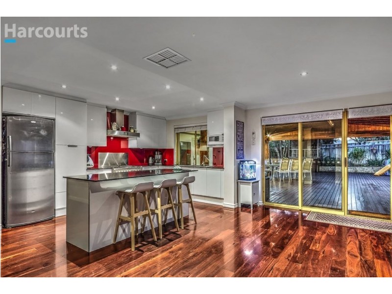 4 Iseo Place, Joondalup WA 6027