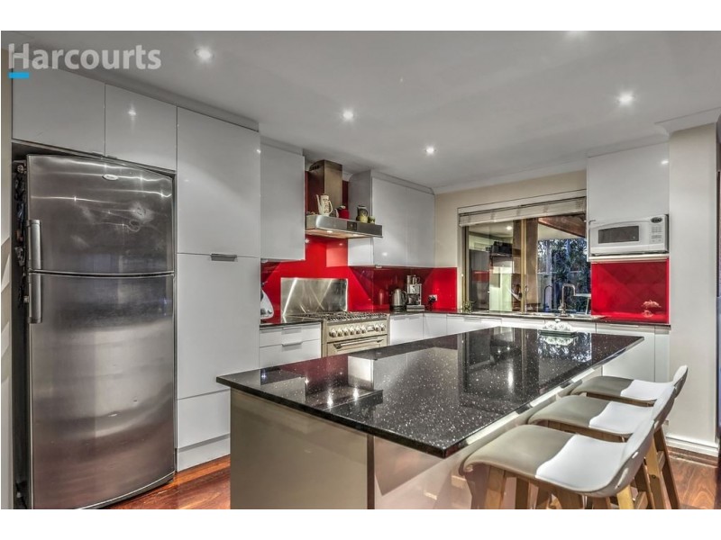 4 Iseo Place, Joondalup WA 6027