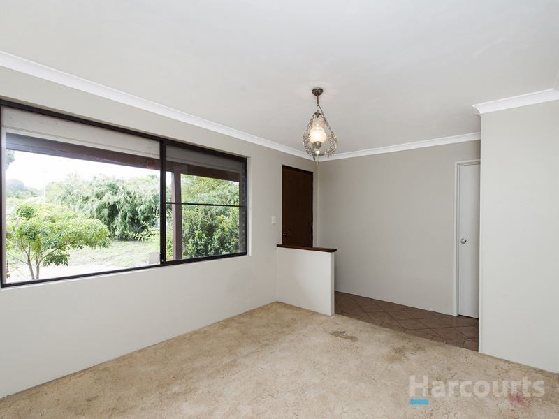 50 Elliot Road, Hocking WA 6065