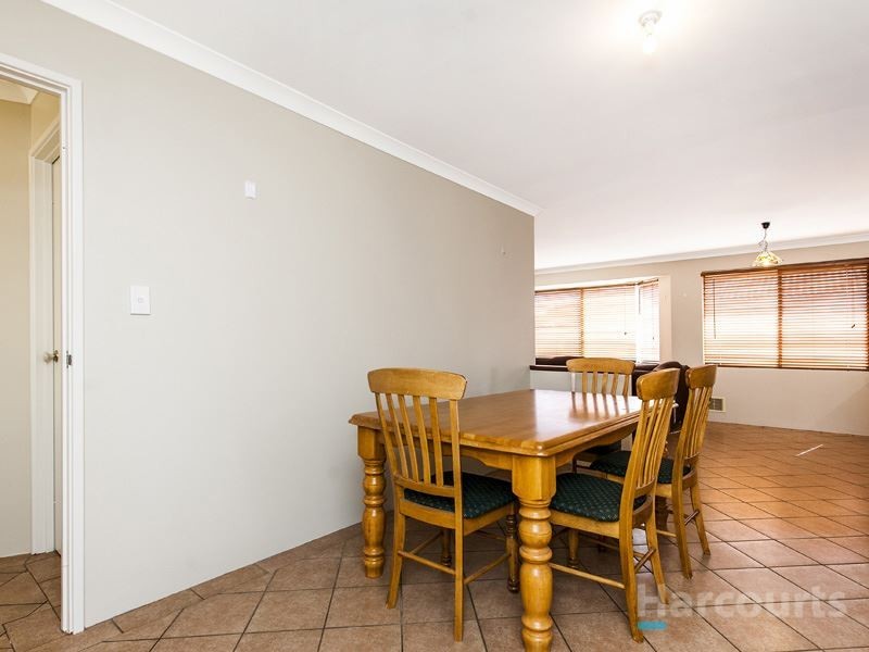 50 Elliot Road, Hocking WA 6065