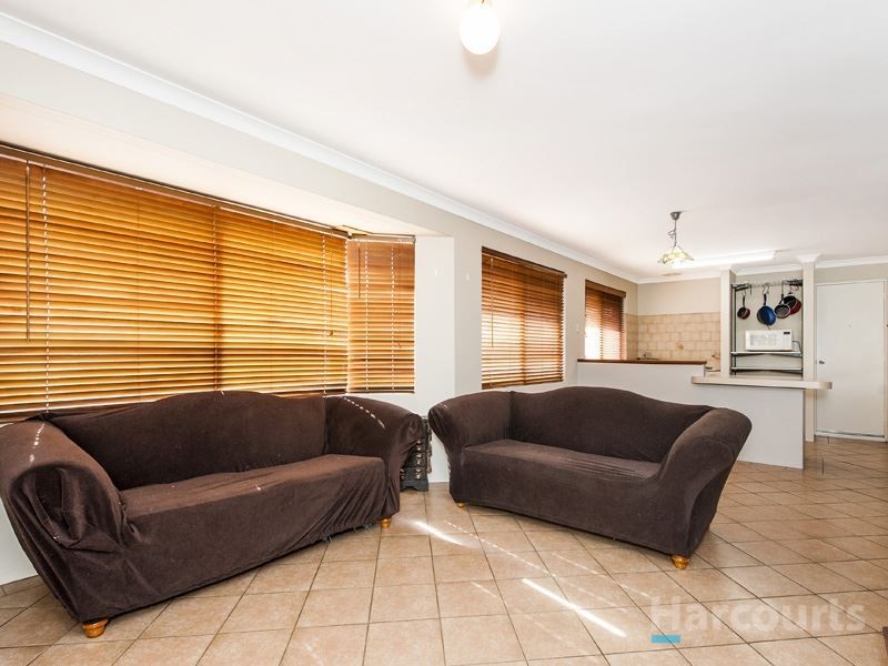 50 Elliot Road, Hocking WA 6065