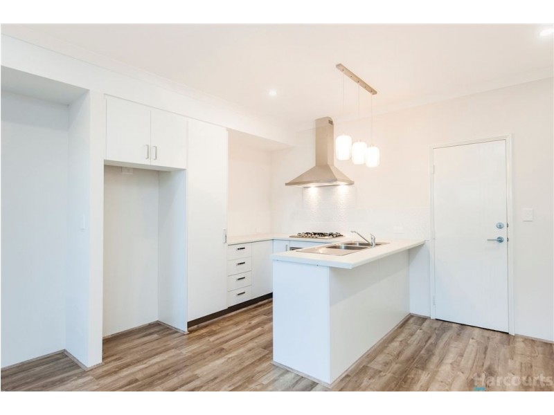 2/34 Willespie Drive, Pearsall WA 6065