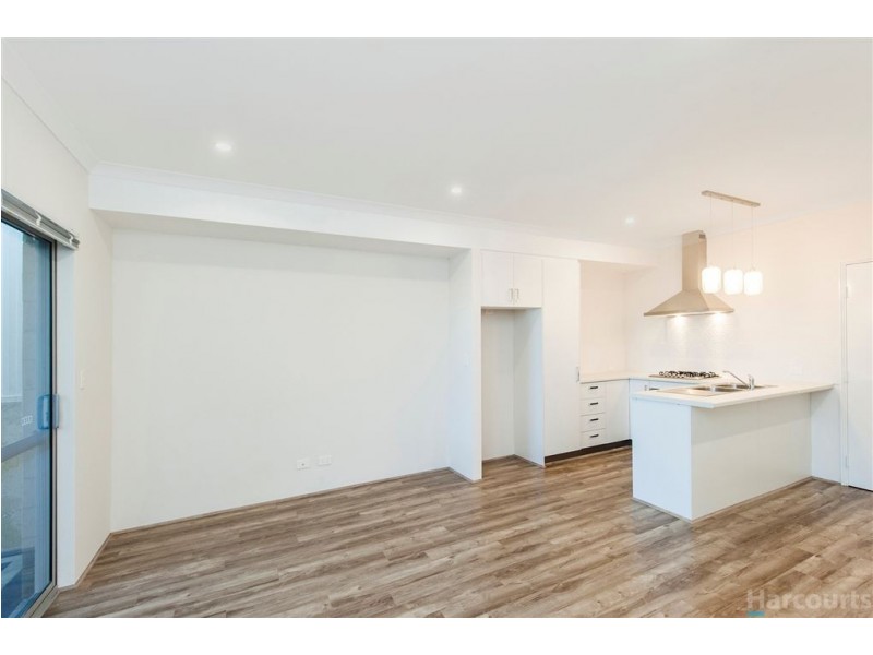 2/34 Willespie Drive, Pearsall WA 6065