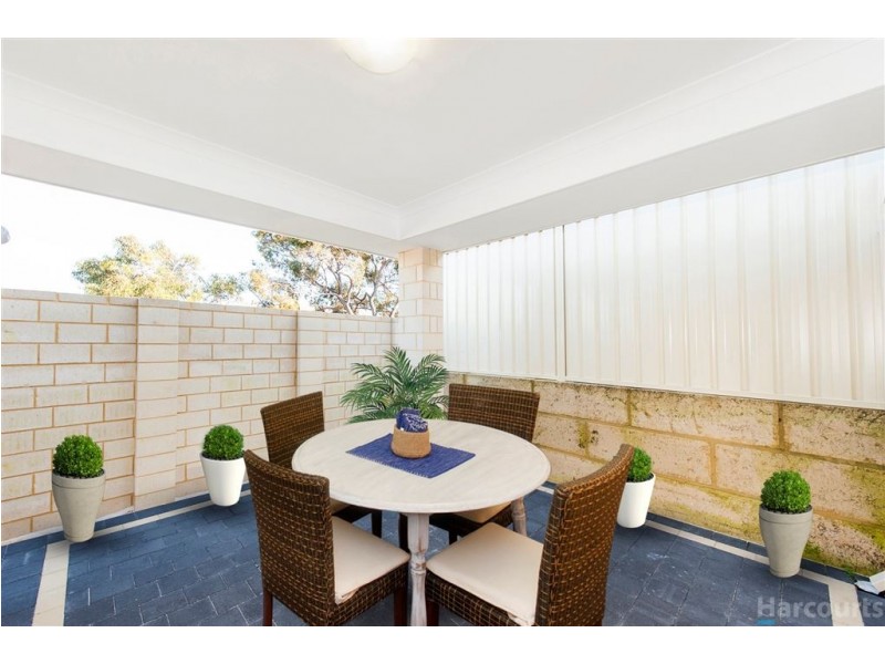 2/34 Willespie Drive, Pearsall WA 6065