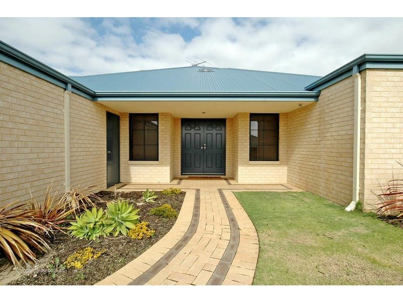 25 Bazille Crescent, Tapping WA 6065
