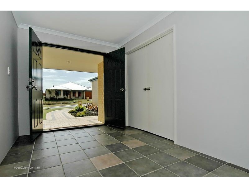 25 Bazille Crescent, Tapping WA 6065