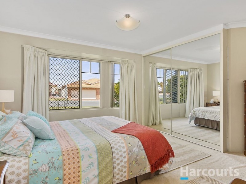 9 Glendevon Turn, Kinross WA 6028