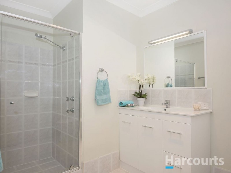 9 Glendevon Turn, Kinross WA 6028