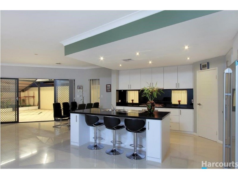 41 Mattingleys Approach, Burns Beach WA 6028