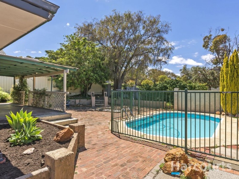 22 Koombana Way, Kallaroo WA 6025