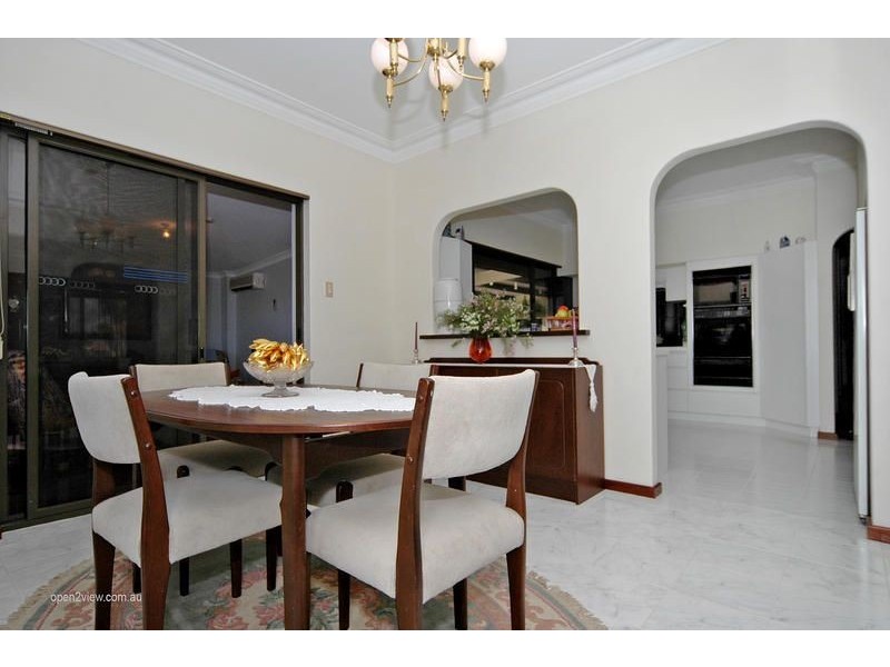 5 Ensign Way, Beldon WA 6027
