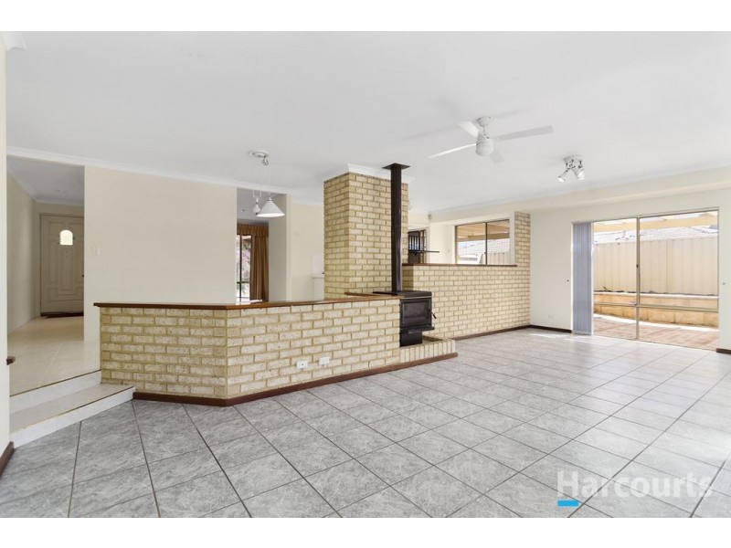 66 Lakevalley Drive, Edgewater WA 6027