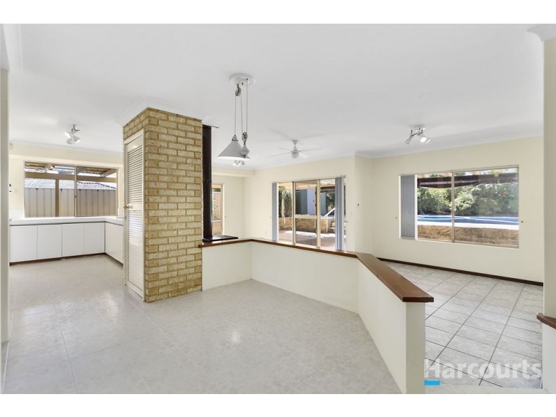 66 Lakevalley Drive, Edgewater WA 6027