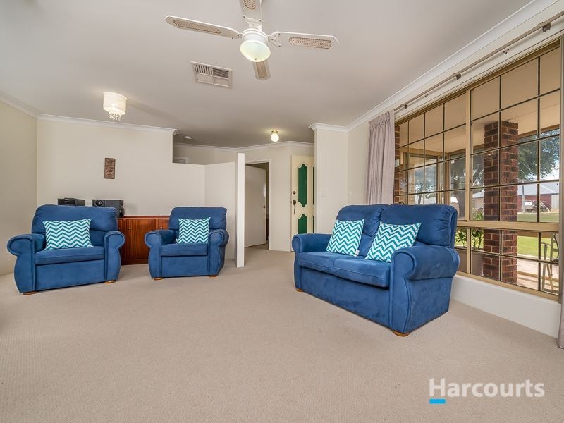 16 Hurd Road, Bullsbrook WA 6084