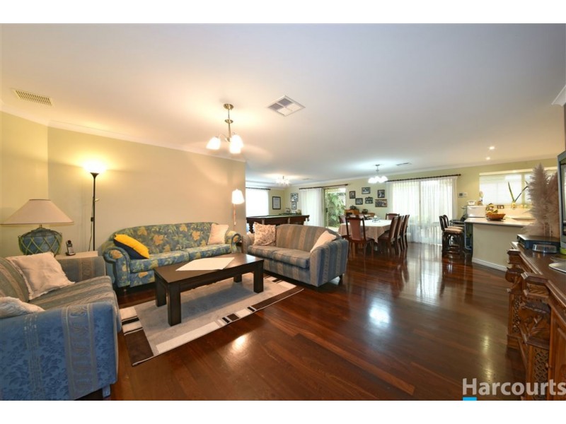 2 Vasse Court, Wanneroo WA 6065