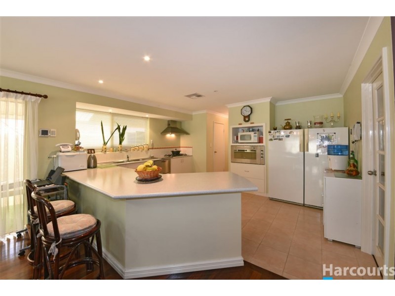 2 Vasse Court, Wanneroo WA 6065