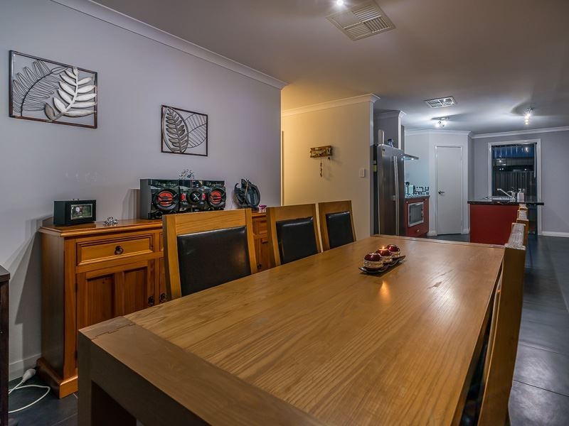 33 Hurd Road, Bullsbrook WA 6084