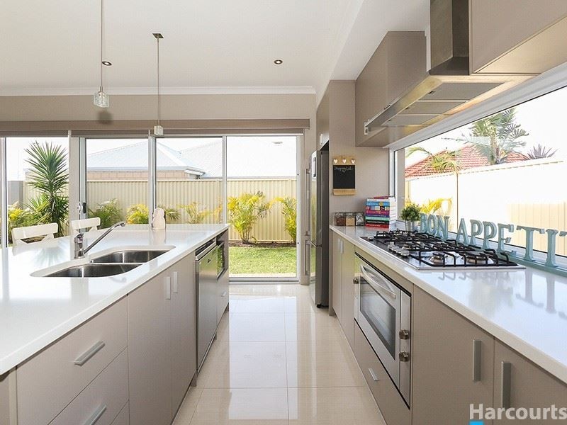 20 Mattingleys Approach, Burns Beach WA 6028