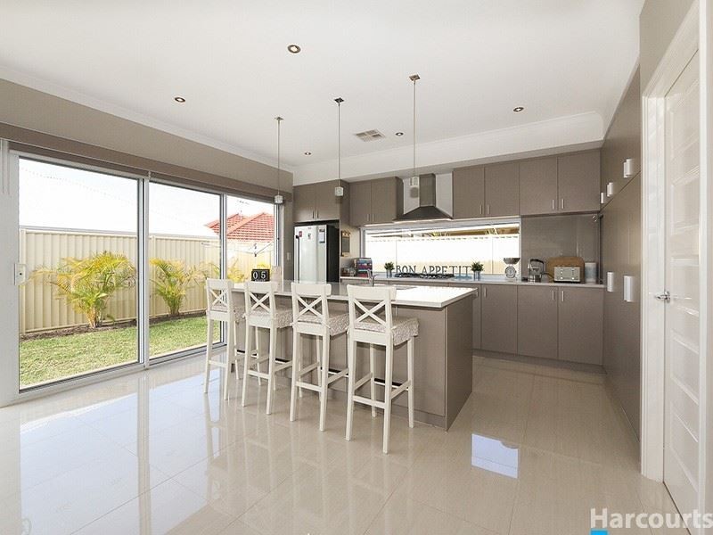 20 Mattingleys Approach, Burns Beach WA 6028