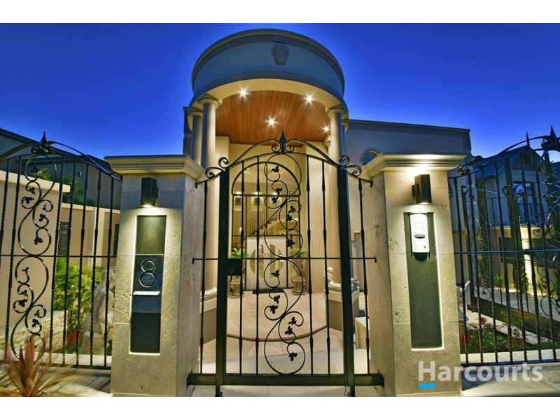 8 Kings Lynn Rise, Mindarie WA 6030