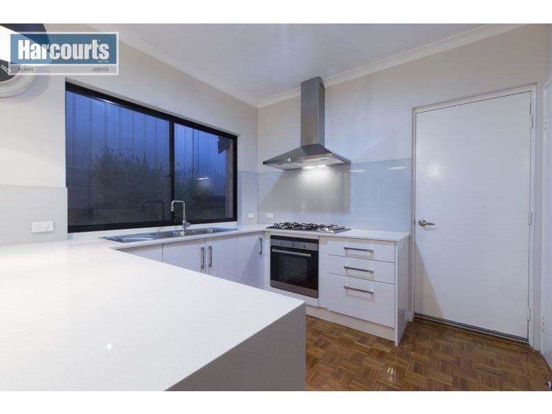 37a Eastleigh Loop, Currambine WA 6028