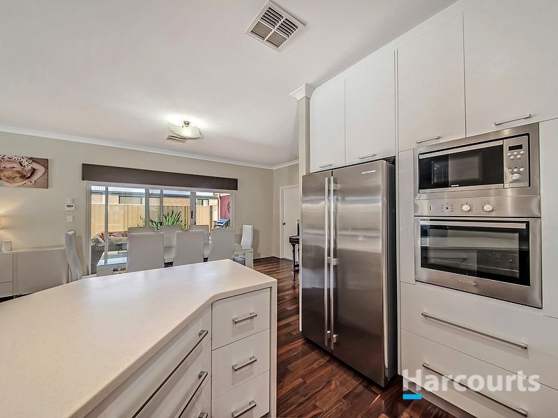 83 Yandella Promenade, Tapping WA 6065