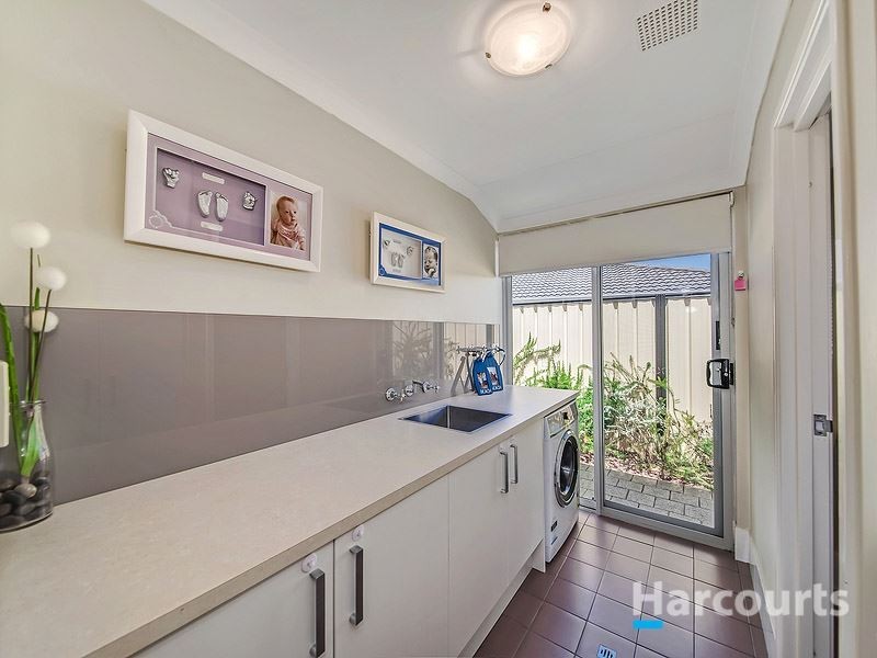 83 Yandella Promenade, Tapping WA 6065