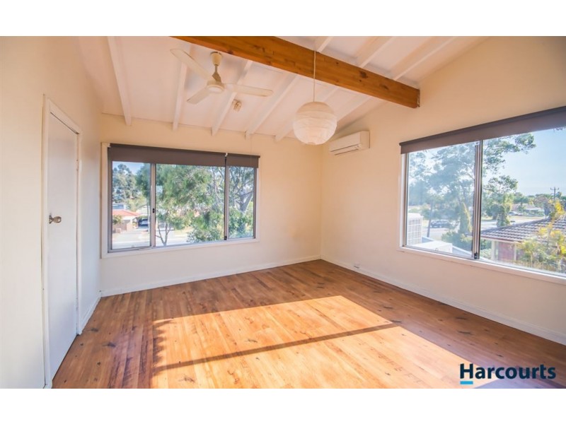 19 Amberton Avenue, Girrawheen WA 6064