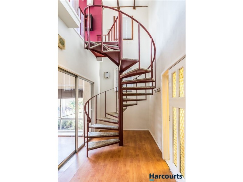 19 Amberton Avenue, Girrawheen WA 6064