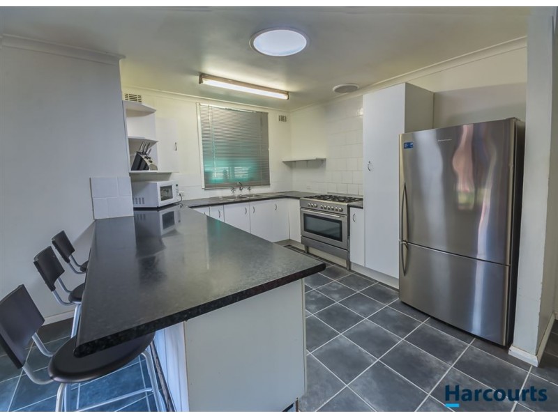 19 Amberton Avenue, Girrawheen WA 6064