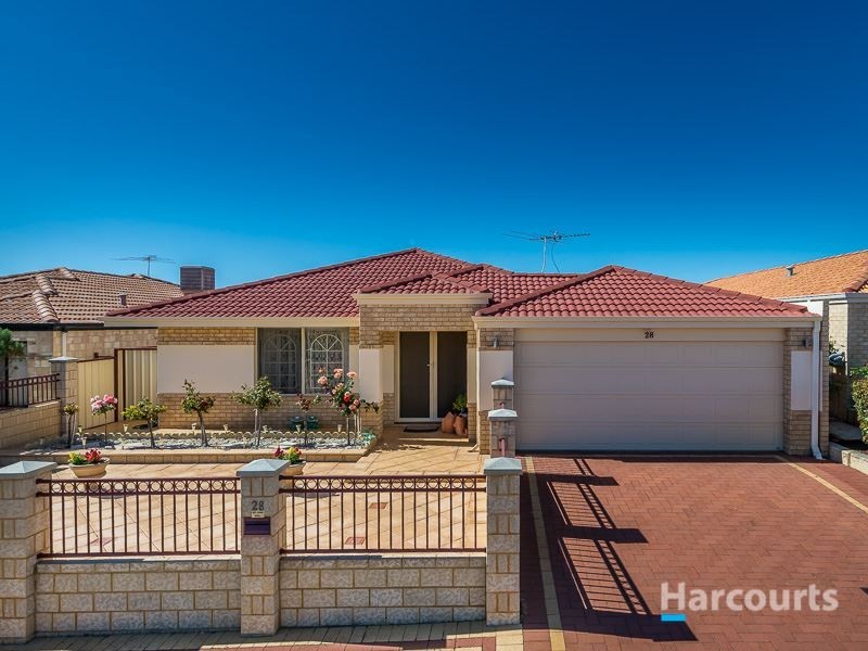 28 Miramare Boulevard, Currambine WA 6028